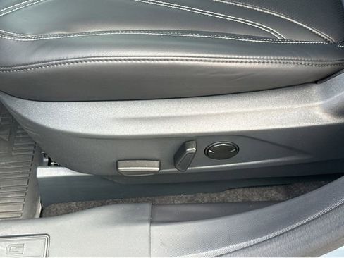 Used 2024 Ford Mustang Mach-E Premium image 35