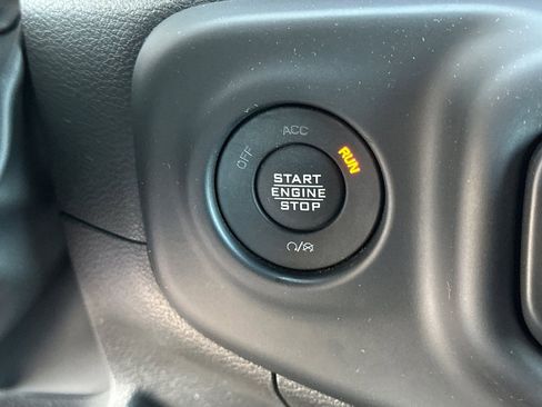 Used 2023 Jeep Wrangler Unlimited Rubicon 4xe AWD/4WD image 25