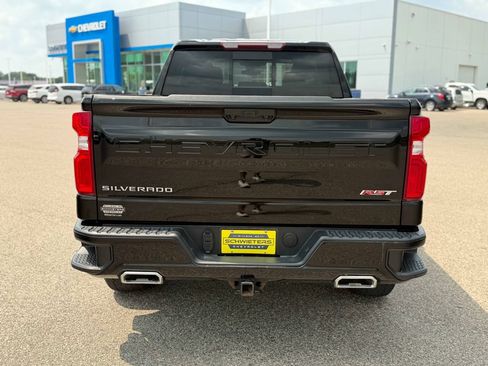 Used 2024 Chevrolet Silverado 1500 RST AWD/4WD image 7