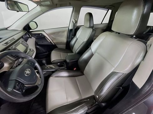 Used 2013 Toyota RAV4 XLE image 20