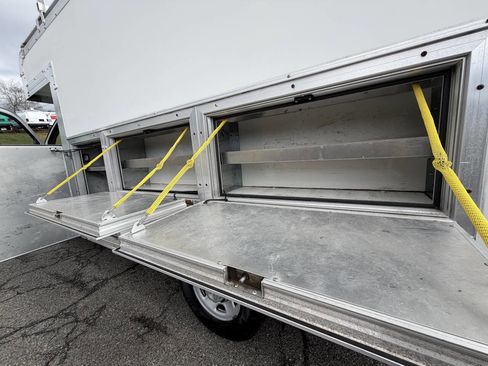 Used 2015 Chevrolet Express 3500 3500 2dr 139 in. WB Cutaway Ch image 10