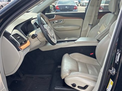 Used 2018 Volvo XC90 T6 Inscription w/ Convenience Package AWD/4WD image 5