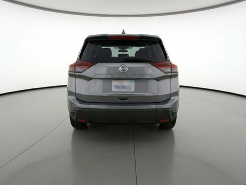 Used 2025 Nissan Rogue SV image 7
