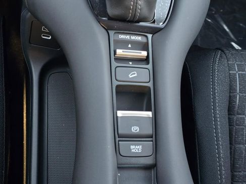 New 2026 Honda HR-V LX image 21