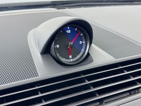 Used 2023 Porsche Panamera Platinum Edition image 19