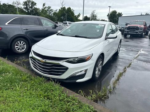 Used 2022 Chevrolet Malibu LT FWD image 7