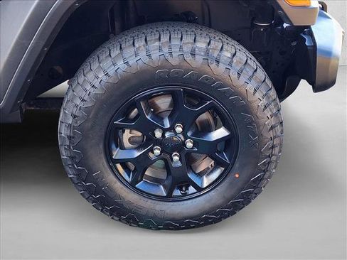 Used 2021 Jeep Wrangler Unlimited Sport AWD/4WD image 21