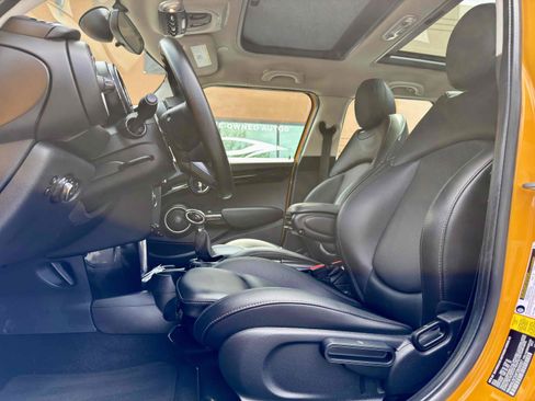 Used 2015 MINI Cooper S FWD image 46
