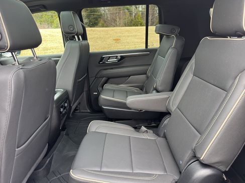 Used 2025 Chevrolet Suburban Premier w/ Sun And Tow Package image 24