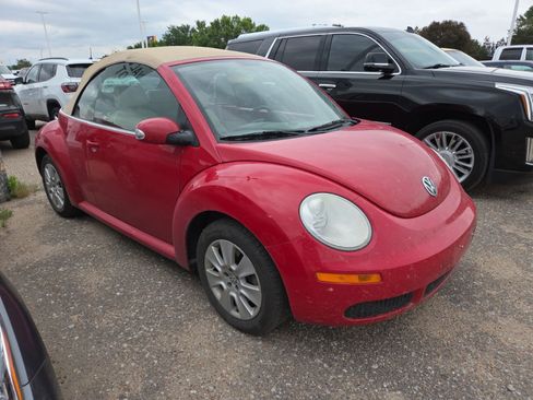 Used 2009 Volkswagen Beetle S FWD image 5