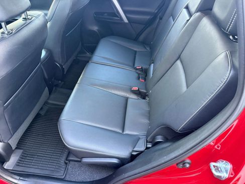 Used 2017 Toyota RAV4 Limited image 14