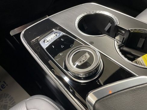 Used 2024 Cadillac Lyriq Luxury image 35