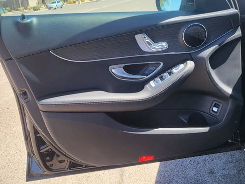 Used 2019 Mercedes-Benz C 300 Sedan image 23