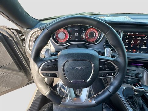 Used 2023 Dodge Challenger SRT Hellcat image 11