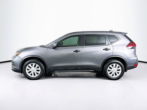 Used 2018 Nissan Rogue S AWD/4WD image 4