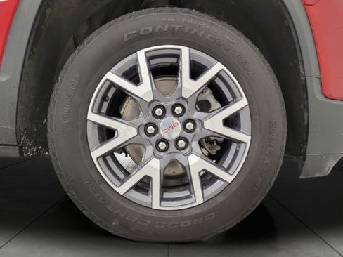 Used 2023 GMC Acadia SLT w/ Trailering Package image 4