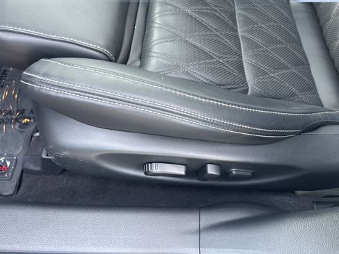 Used 2023 Nissan Maxima Platinum w/ Sport Mat Group image 10