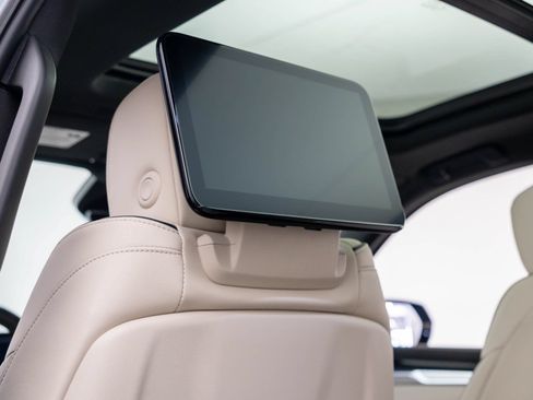 New 2026 Cadillac Escalade Sport w/ LPO, ONYX Package AWD/4WD image 20