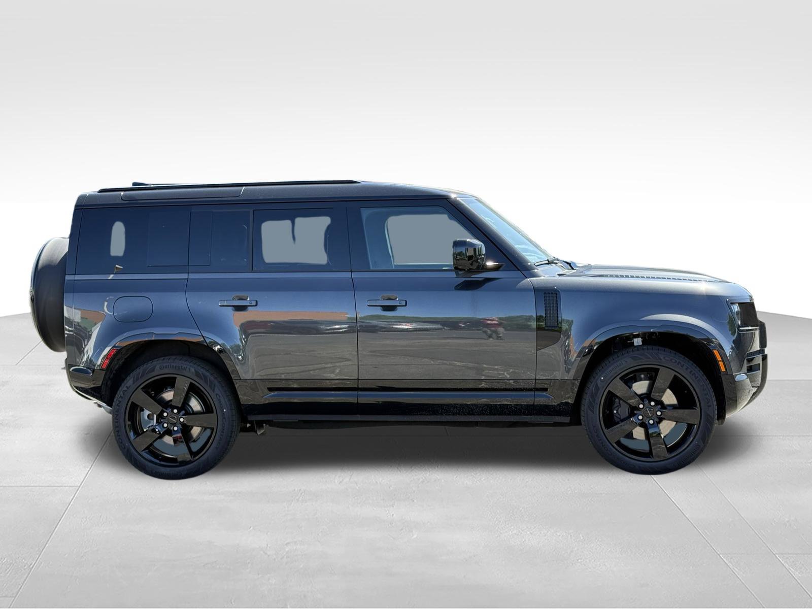 New 2026 Land Rover Defender 110 X-Dynamic SE AWD/4WD image 7