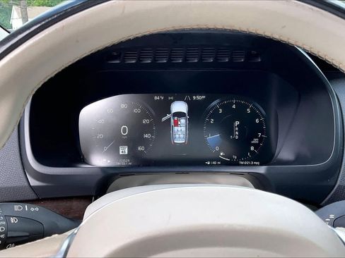 Used 2019 Volvo XC90 T6 Momentum w/ Advanced Package AWD/4WD image 25