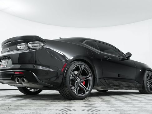 Used 2022 Chevrolet Camaro SS RWD image 92