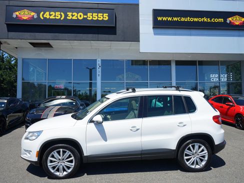 Used 2011 Volkswagen Tiguan S AWD/4WD image 2