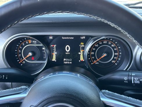 Used 2021 Jeep Gladiator Overland image 6