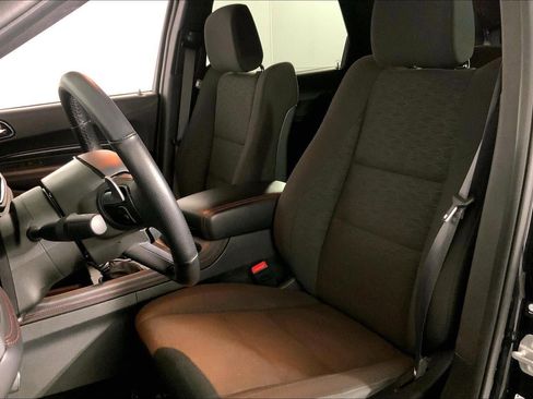 Used 2025 Dodge Durango GT image 22