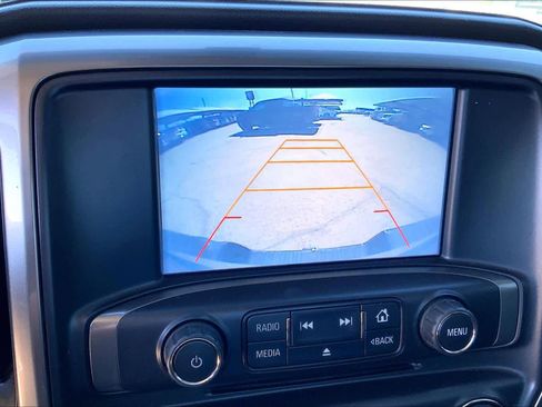 Used 2017 Chevrolet Silverado 1500 LTZ Z71 w/ Realtree Edition image 26