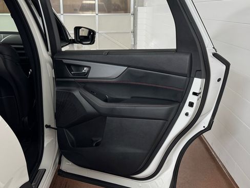 Used 2023 Acura MDX A-Spec image 42