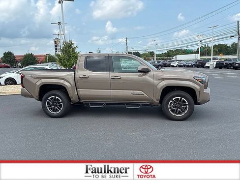 Certified 2026 Toyota Tacoma TRD Sport w/ TRD Sport Premium Package AWD/4WD image 6