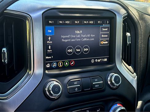 Used 2020 GMC Sierra 1500 SLT w/ SLT Premium Plus Package image 9