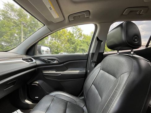 Used 2018 GMC Acadia SLT AWD/4WD image 30