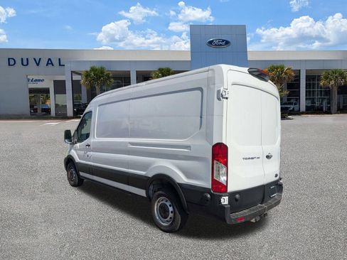 Used 2024 Ford Transit 250 148 Medium Roof RWD image 6