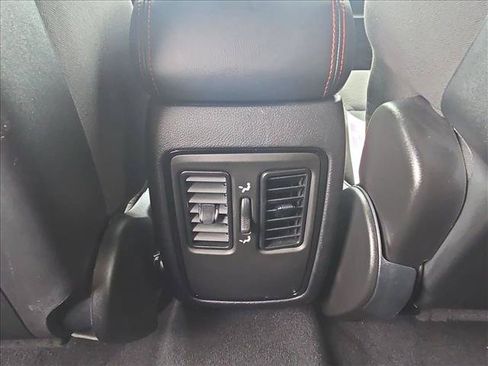 Used 2025 Dodge Durango GT AWD/4WD image 17
