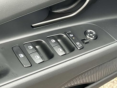 New 2026 Hyundai Elantra SEL Sport image 16