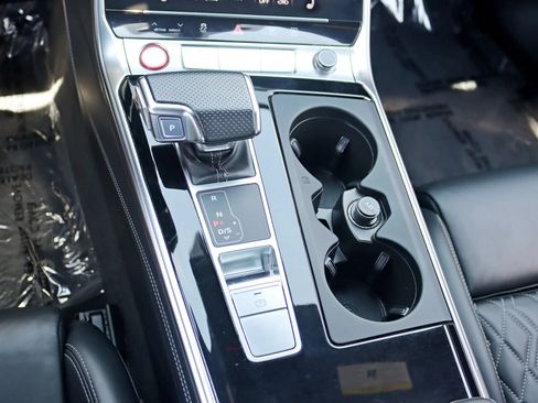 Used 2020 Audi S6 Prestige AWD/4WD image 30