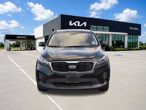 Used 2020 Kia Sorento LX FWD image 2