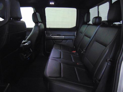 Used 2022 Ford F150 XLT w/ Equipment Group 302A High AWD/4WD image 10
