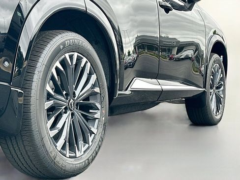 New 2025 Nissan Rogue Platinum image 13