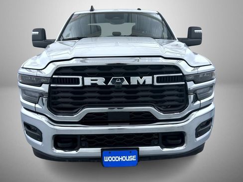 Used 2025 RAM 2500 Big Horn AWD/4WD image 2