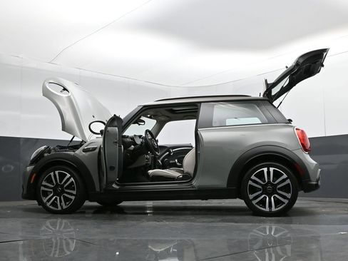 Used 2023 MINI Cooper S w/ Driver Assistance Package image 35