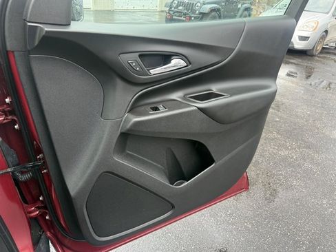 Used 2020 Chevrolet Equinox LT FWD image 46