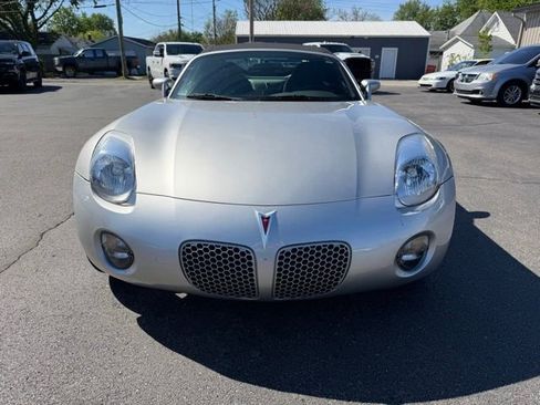 Used 2007 Pontiac Solstice Convertible w/ Preferred Package image 8