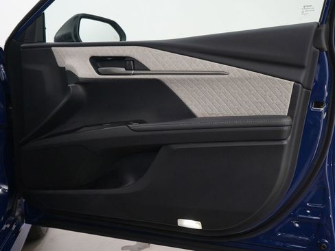 Used 2026 Toyota Camry XLE w/ Premium Plus Package FWD image 9