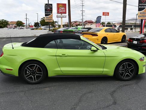 Used 2020 Ford Mustang Premium RWD image 8