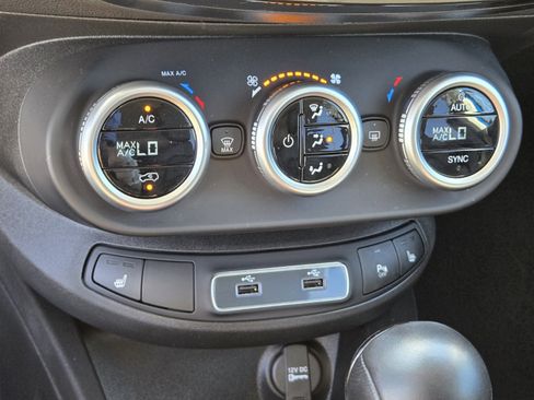 Used 2023 FIAT 500X Sport w/ Technology Group image 20