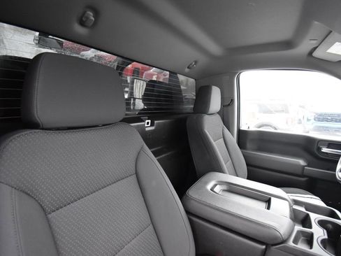 Used 2021 GMC Sierra 3500 4x4 Regular Cab w/ Convenience Package image 3