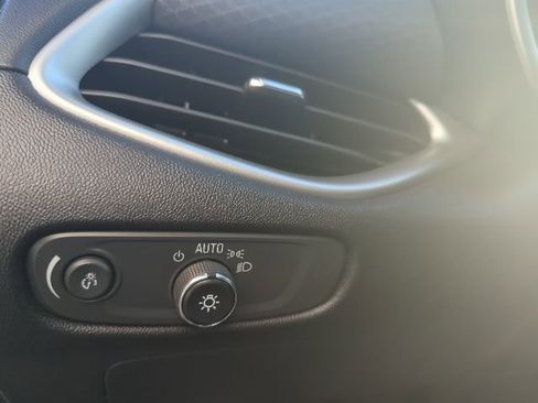 Used 2023 Chevrolet Malibu LT image 29