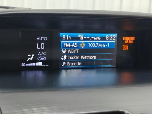 Used 2015 Subaru Forester 2.5i Limited AWD/4WD image 9